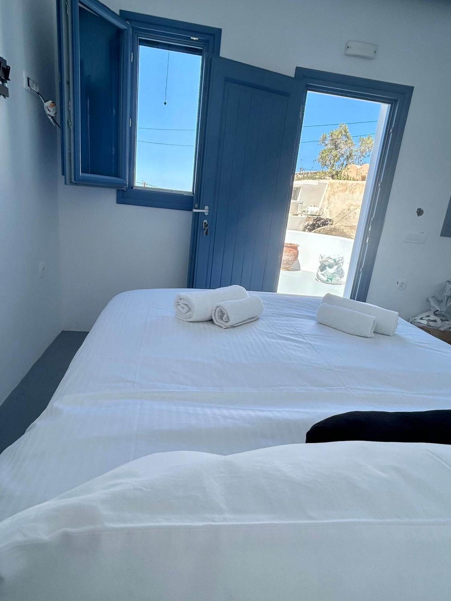 Oinos Luxury Suites Foinikia  Luaran gambar