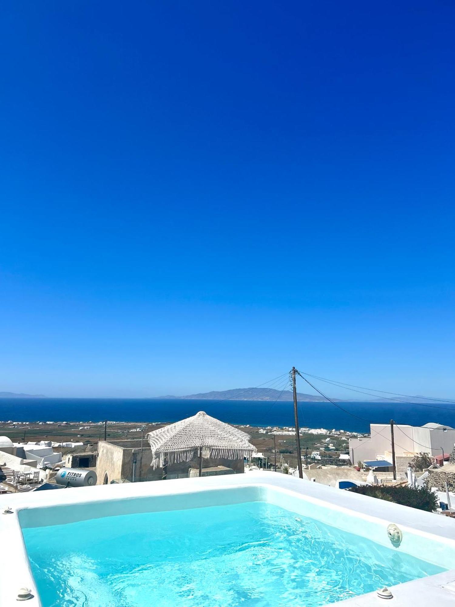 Oinos Luxury Suites Foinikia  Luaran gambar