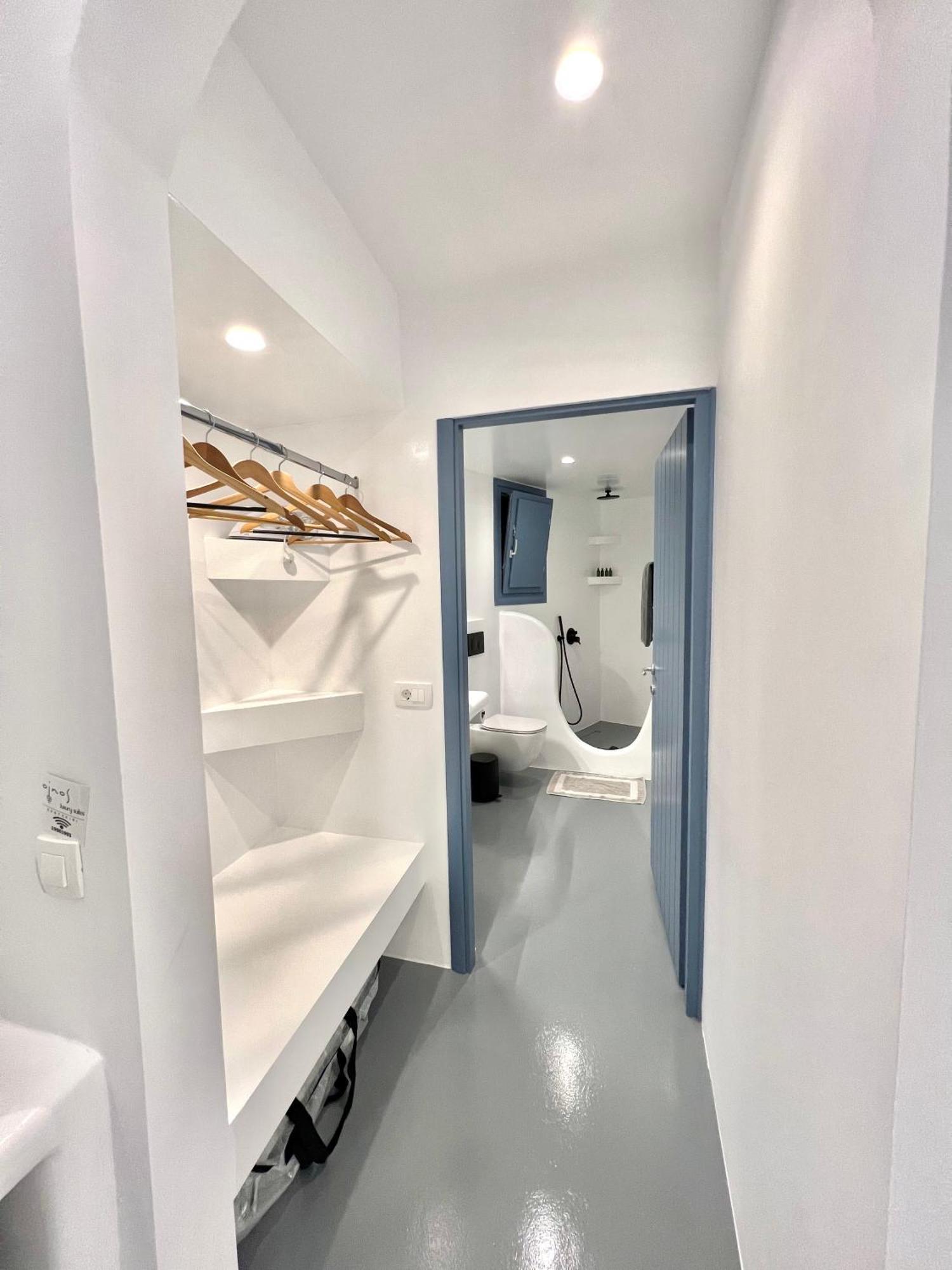 Oinos Luxury Suites Foinikia  Luaran gambar